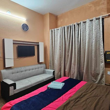 โอโย 67296 โฮเต็ล กิสซาน Hotel Khairi ภายนอก รูปภาพ