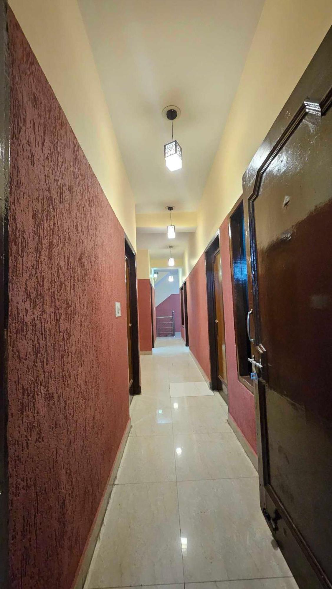 โอโย 67296 โฮเต็ล กิสซาน Hotel Khairi ภายนอก รูปภาพ
